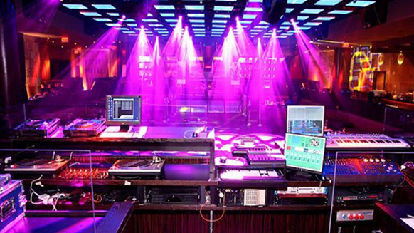 Tích hợp loa chuyên nghiệp Electro-voice